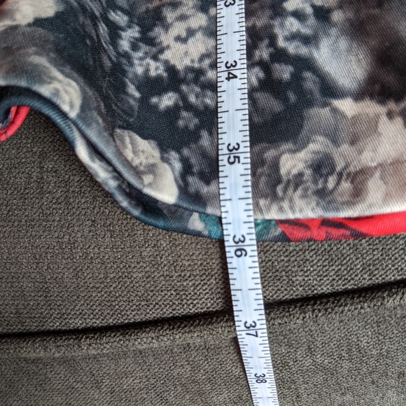 RW&CO BLACK/RED ROSE DRESS, SMALL - Picture 7 of 9